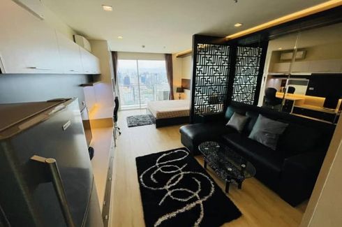 Condo for rent in Sky Walk Condominium, Phra Khanong Nuea, Bangkok near BTS Phra Khanong