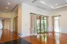 4 Bedroom House for sale in Phra Khanong Nuea, Bangkok