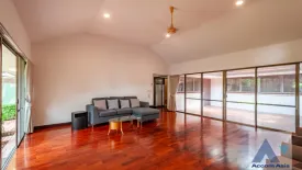 3 Bedroom House for rent in Khlong Tan Nuea, Bangkok