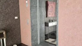 2 Bedroom Condo for sale in Hansar Rajdamri, Lumpini, Bangkok near BTS Chit Lom