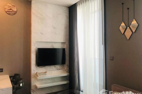 Condo for rent in The Esse at Singha Complex, Bang Kapi, Bangkok near MRT Phetchaburi