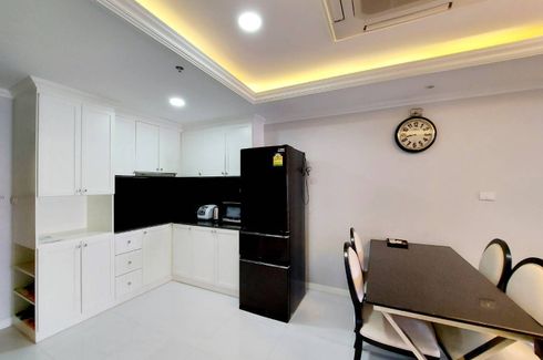 1 Bedroom Condo for rent in Nusa State Tower Condominium, Silom, Bangkok near BTS Surasak