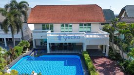 3 Bedroom House for sale in The Boltons, Na Kluea, Chonburi
