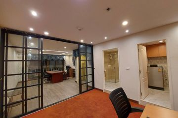 1 Bedroom Condo for rent in Nusa State Tower Condominium, Silom, Bangkok near BTS Surasak