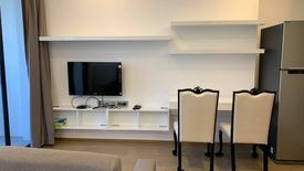 1 Bedroom Condo for rent in Si Phraya, Bangkok near MRT Sam Yan