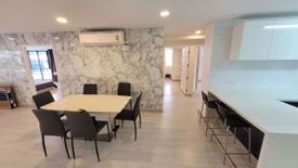 3 Bedroom Condo for rent in Baan Mitra, Khlong Tan Nuea, Bangkok