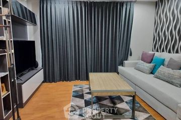2 Bedroom Condo for sale in Bang Khae Nuea, Bangkok near MRT Lak Song
