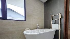 4 Bedroom House for sale in The Urban Reserve Rama 9-Motorway, Suan Luang, Bangkok