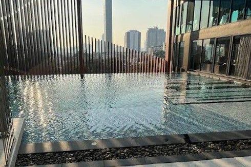 1 Bedroom Condo for sale in C Ekkamai, Khlong Tan Nuea, Bangkok near BTS Ekkamai