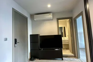 1 Bedroom Condo for rent in Life Asoke, Bang Kapi, Bangkok near MRT Phetchaburi