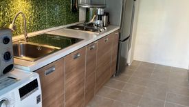 1 Bedroom Condo for rent in Bang Lamphu Lang, Bangkok near BTS Saphan Taksin