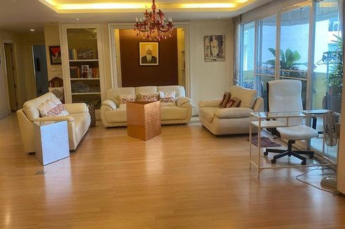 3 Bedroom Condo for sale in Windsor Tower, Khlong Tan Nuea, Bangkok near BTS Asoke