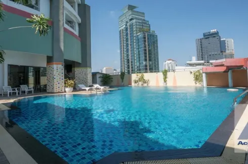 3 Bedroom Condo for rent in Fifty Fifth Tower, Khlong Tan Nuea, Bangkok near BTS Thong Lo