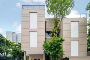 5 Bedroom House for sale in Chom Phon, Bangkok near MRT Lat Phrao