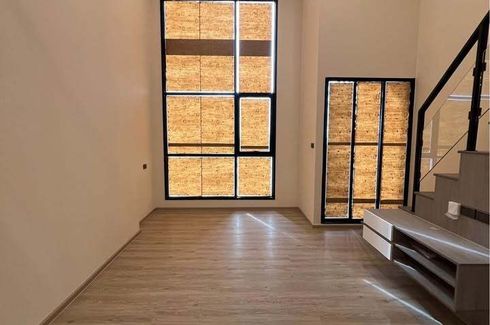 1 Bedroom Condo for sale in Origin Plug & Play Srinakarin, Samrong Nuea, Samut Prakan near MRT Si Dan