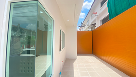 2 Bedroom Townhouse for sale in Samae Dam, Bangkok