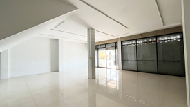 1 Bedroom Commercial for sale in Bang Chang, Samut Songkhram