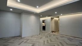 3 Bedroom Condo for sale in Asoke Tower, Khlong Toei Nuea, Bangkok near MRT Phetchaburi