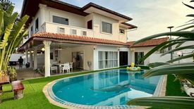 5 Bedroom House for rent in Ek Thani Village, Sattahip, Chonburi