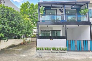 3 Bedroom Townhouse for sale in Areeya The Colors Tiwanon, Ban Mai, Nonthaburi