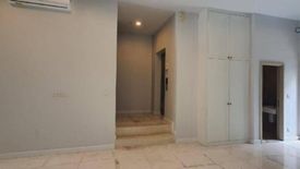 3 Bedroom Townhouse for sale in Tiger Lane Sueapa, Pom Prap, Bangkok near MRT Wat Mangkon