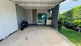 3 Bedroom Townhouse for sale in The Metro Rattanathibet, Sai Ma, Nonthaburi