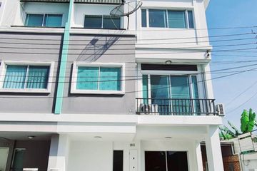 4 Bedroom Townhouse for sale in Baan Wiranphat Exclusive, Dokmai, Bangkok