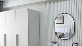 2 Bedroom Condo for sale in Century Park, Chom Phon, Bangkok near MRT Phahon Yothin