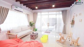 4 Bedroom Townhouse for rent in Din Daeng, Bangkok near MRT Thailand Cultural Centre