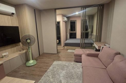 1 Bedroom Condo for rent in Aspire Pinklao - Arun Ammarin, Arun Amarin, Bangkok near MRT Siriraj