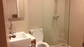 2 Bedroom Condo for sale in Hive Taksin, Khlong Ton Sai, Bangkok near BTS Wongwian Yai