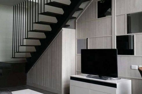 1 Bedroom Condo for rent in The Lofts Ekkamai, Phra Khanong Nuea, Bangkok near BTS Ekkamai