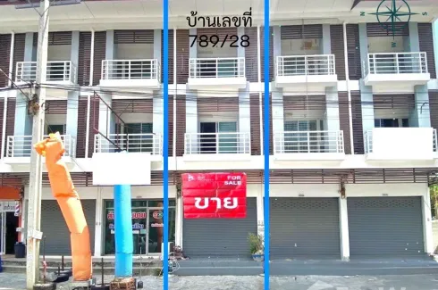 3 Bedroom Townhouse for sale in Bang Bo, Samut Prakan