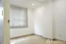 2 Bedroom Condo for sale in Grand Park Town Building C, Wang Thonglang, Bangkok near MRT Huai Khwang