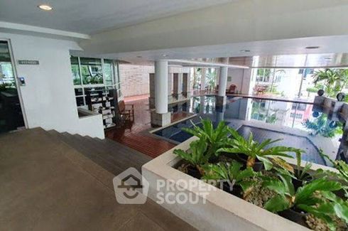 1 Bedroom Condo for rent in The Bangkok Thanon Sub, Si Phraya, Bangkok near MRT Sam Yan