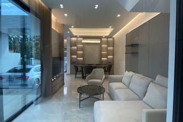 4 Bedroom House for rent in Phra Khanong Nuea, Bangkok near BTS Phra Khanong