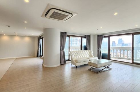 2 Bedroom Condo for rent in Silom, Bangkok near BTS Saphan Taksin