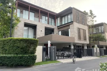 4 Bedroom House for sale in Hua Mak, Bangkok