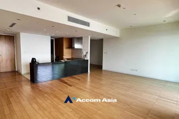 2 Bedroom Condo for sale in Bang Phong Pang, Bangkok