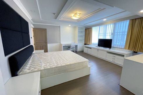 4 Bedroom Condo for rent in Oriental Towers, Khlong Tan Nuea, Bangkok near BTS Thong Lo