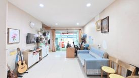 5 Bedroom Townhouse for sale in Baan Klang Muang Ratchada 36, Chan Kasem, Bangkok