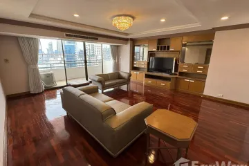 3 Bedroom Condo for sale in Watthana Heights, Khlong Toei Nuea, Bangkok near MRT Sukhumvit