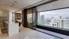 3 Bedroom Condo for sale in Azure Sukhumvit 39, Khlong Tan Nuea, Bangkok near BTS Phrom Phong