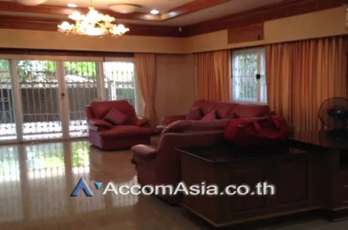 6 Bedroom House for rent in Silom, Bangkok near BTS Chong Nonsi
