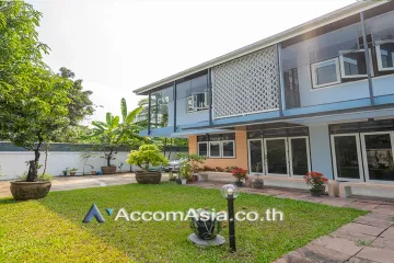 3 Bedroom House for rent in Phra Khanong Nuea, Bangkok