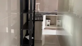 3 Bedroom Townhouse for rent in Khlong Tan Nuea, Bangkok