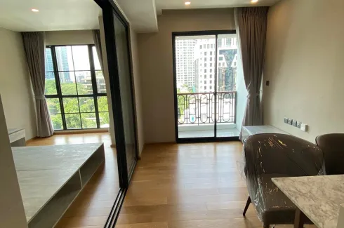 1 Bedroom Condo for sale in Na Vara Residence, Lumpini, Bangkok near BTS Chit Lom