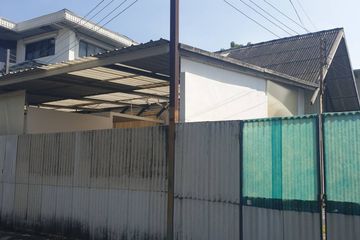 Office for rent in Chan Kasem, Bangkok near MRT Chankasem