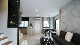 3 Bedroom Townhouse for sale in Thap Yao, Bangkok