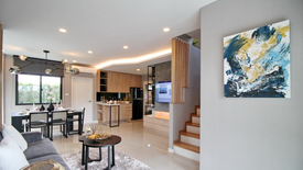 3 Bedroom Townhouse for sale in Thap Yao, Bangkok